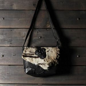 2019/12 虎毛皮ショルダーバッグ タイガー