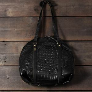 2021/12 クロコショルダーバッグ