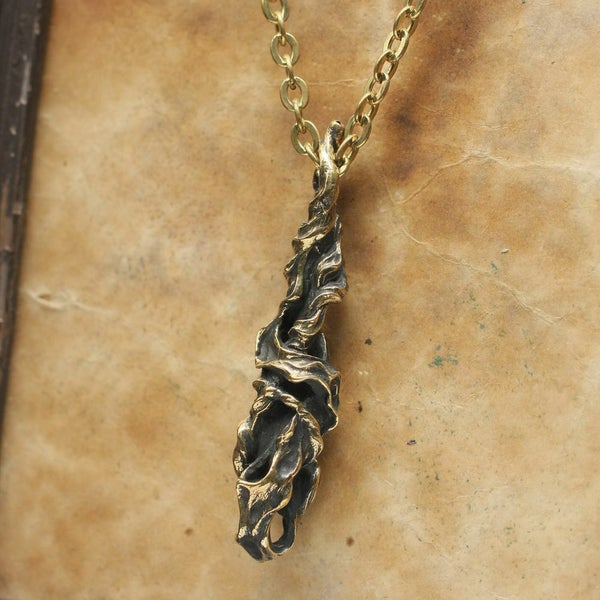 レザーブランドS'FACTORY BURNOUT ペンダントトップ ブラス（真鍮） メンズ アクセサリー ネックレス Animal Worship Silver