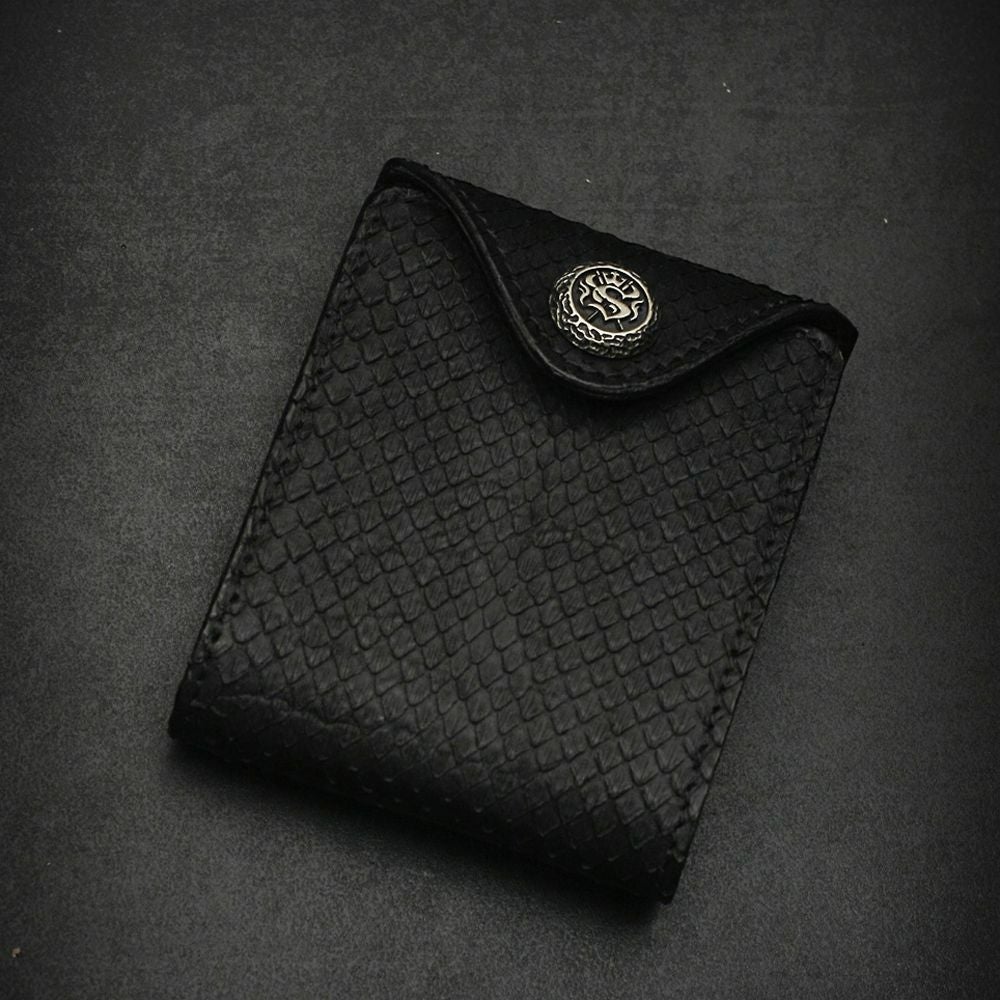 レザーブランドS'FACTORY フラップ ショート ウォレット ブラックパイソン（ヘビ革） メンズ革財布