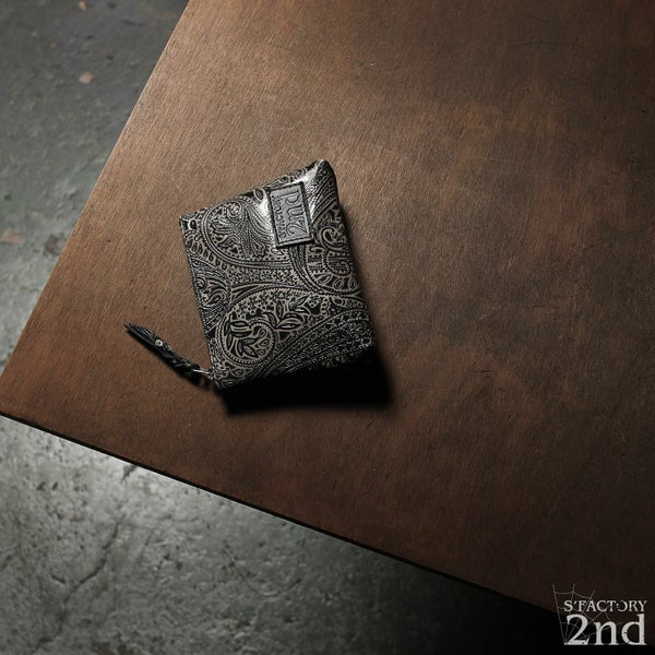 Mサイズポーチ ブラックベージュ ペイズリー柄 カウレザー（牛革）